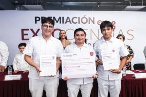 Jóvenes talentos yucatecos presentan sus innovadores proyectos en Expociencias 2025, demostrando que el talento juvenil yucateco brilla en todas las categorías.