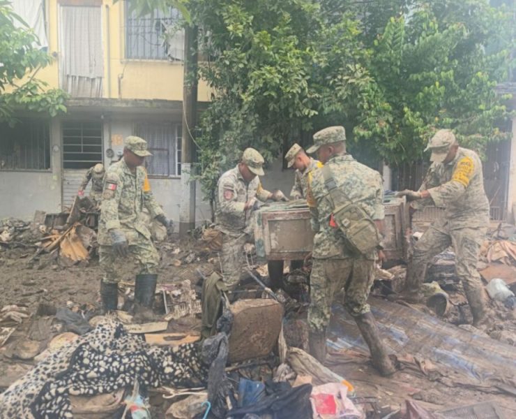 Fuerzas Armadas despliegan más de 8 mil elementos para auxiliar a la población afectada por lluvias en cinco estados