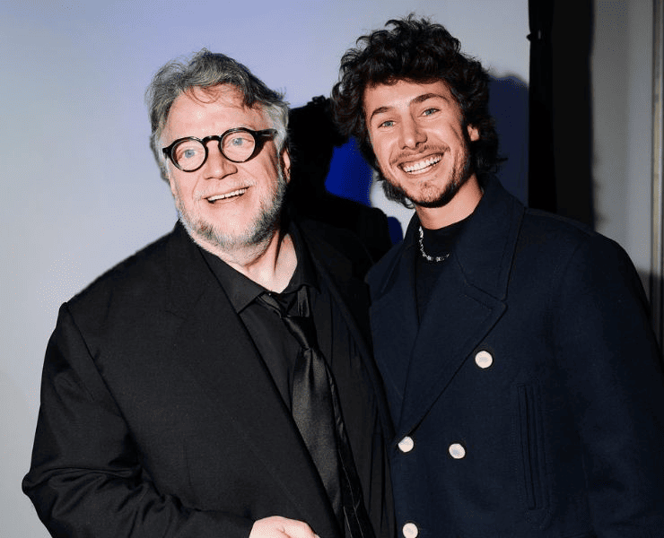 Guillermo del Toro y Juanpa Zurita presentes en la premiere mundial de Frankenstein