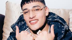 No te pierdas la próxima presentación de El Malilla en Xmatkuil, un espectáculo imperdible donde llega con sus éxitos a Xmatkuil y hará vibrar a todos sus fans.