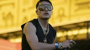 La expectativa crece para la próxima presentación de El Malilla en Xmatkuil, donde llega con sus éxitos a Xmatkuil y promete una experiencia inolvidable para todos los asistentes.