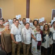 Más de 100 empresas locales reciben el distintivo Hecho en México