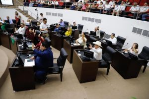 Los programas del Renacimiento Maya incluyen apoyos a estudiantes, mujeres emprendedoras y productores rurales, consolidando un Yucatán más justo y próspero.