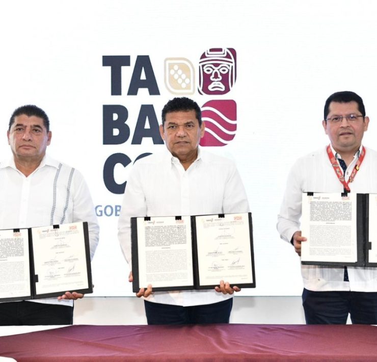 OXXO y SSPC firman convenio para instalar botones de emergencia