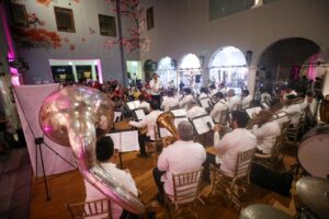 La Banda de Música del Estado inauguró Pasaje Picheta con un concierto lleno de tradición y nostalgia, celebrando la riqueza cultural de Yucatán.