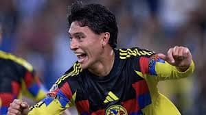 Ramón Juárez celebró el gol del triunfo en los últimos minutos, consolidando la remontada azulcrema en el duelo donde América sufrió, pero venció al Puebla.