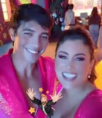 Sofía Rivera Torre y Romeh celebran su permanencia en la competencia tras conquistar al jurado en Las Estrellas Bailan En Hoy.