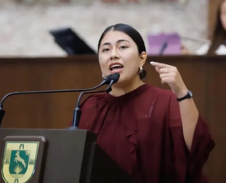 Se le cae el maquillaje a la “Chula” Morena exhibe fallas del Ayuntamiento