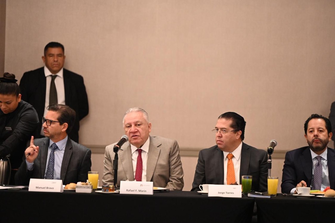 Sector privado y gobierno