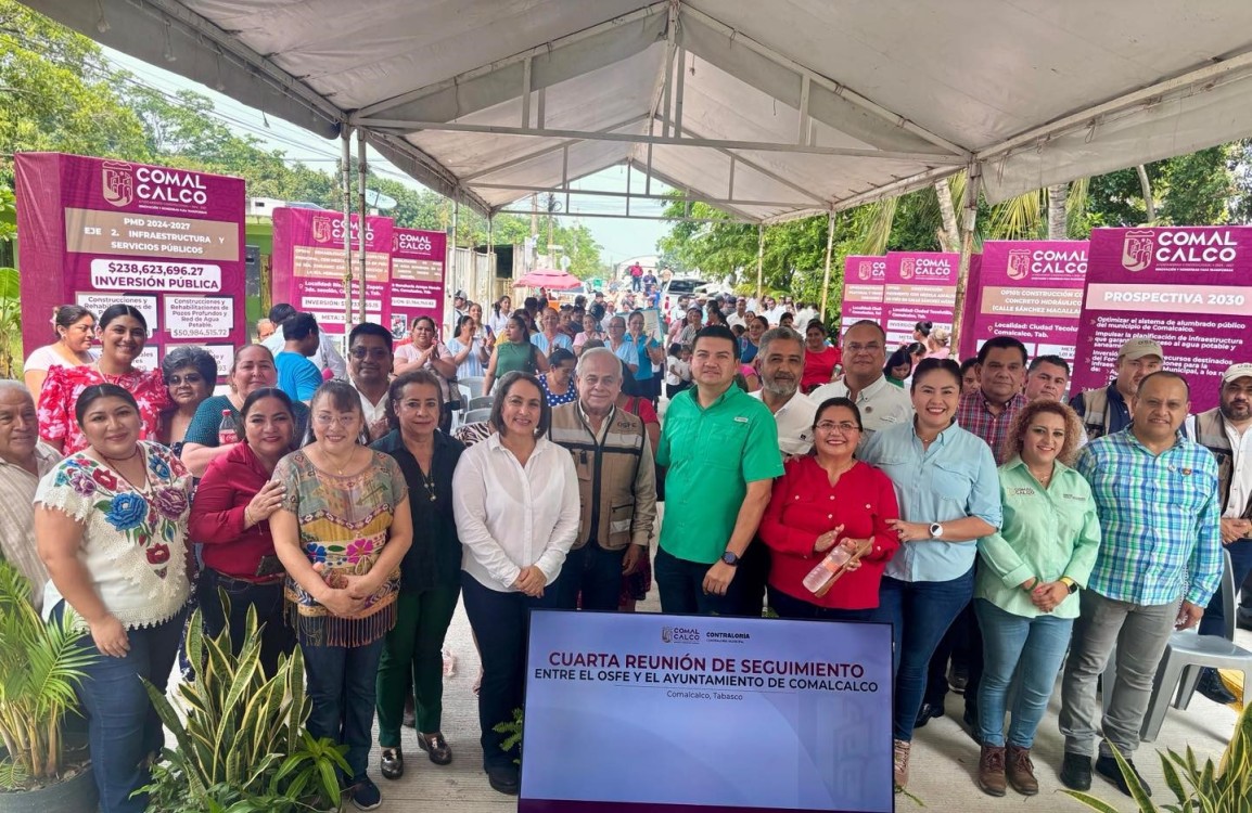 Supervisan obras públicas en Comalcalco