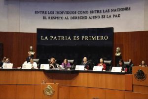 La Senadora Verónica Camino celebra el avance feminista y reconoce la llegada de la primera presidenta de México como un hito histórico.