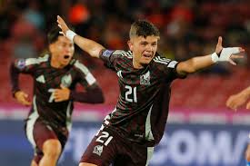 El delantero de Santos Laguna Tahiel Jiménez, también participó en la jugada, en la que le marcaron penal a favor a la Selección Mexicana, ante Marruecos. 