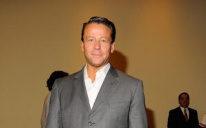 Alfredo Adame y El Patrón protagonizaron una acalorada discusión que casi termina en golpes.