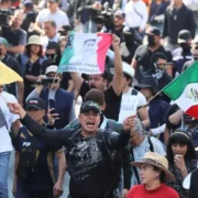 Autoridades capitalinas privilegian el diálogo y el control preventivo durante marcha del 20 de noviembre