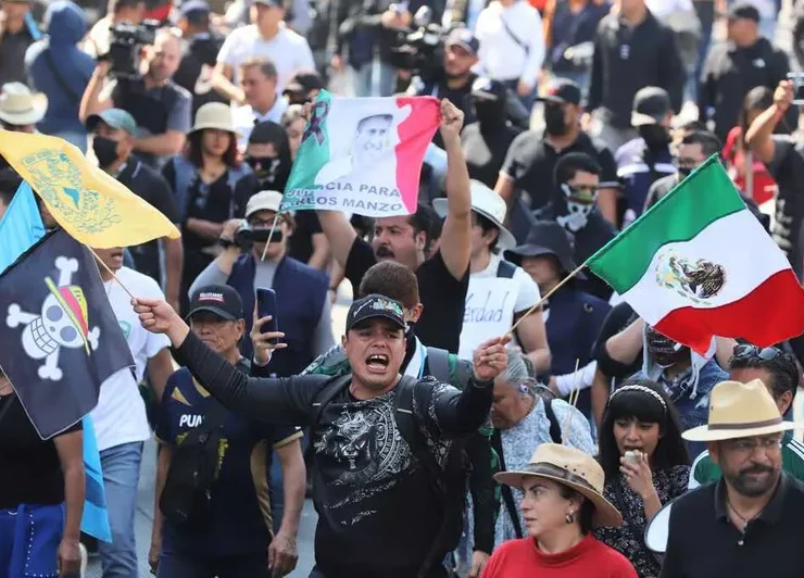 Autoridades capitalinas privilegian el diálogo y el control preventivo durante marcha del 20 de noviembre