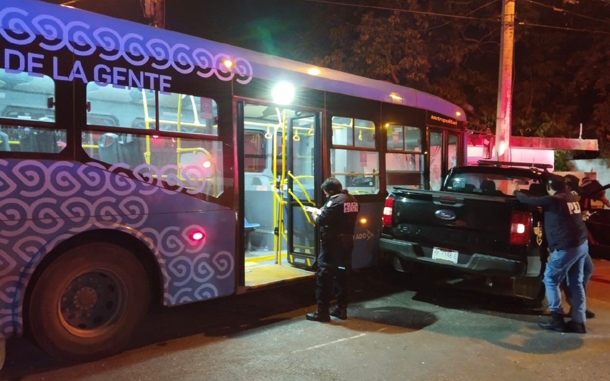 Caos en Dolores Otero: Patrulla PEI Choca al Ir a un Cateo contra Va y Ven