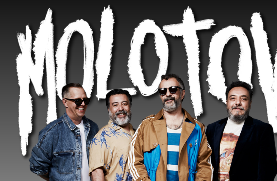 Molotov en contra de la 4T, un concierto de aniversario bastante único