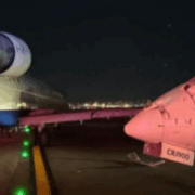 Dos aviones colisionan en aeropuerto de Estados Unidos