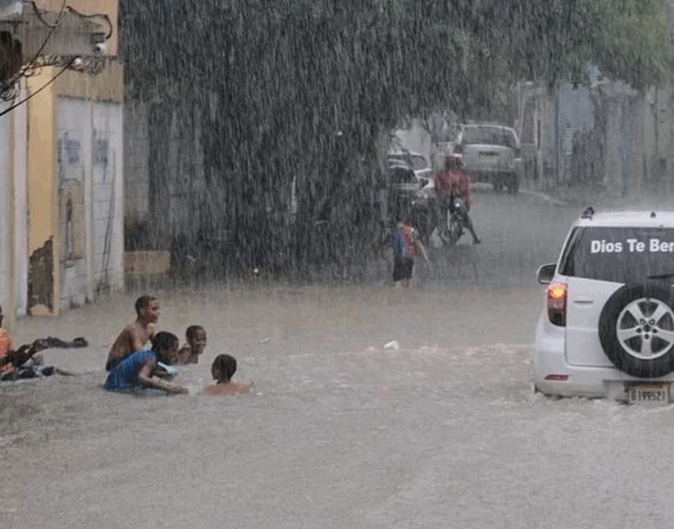 EEUU anuncia ayuda para Cuba tras el paso del Huracán Melissa
