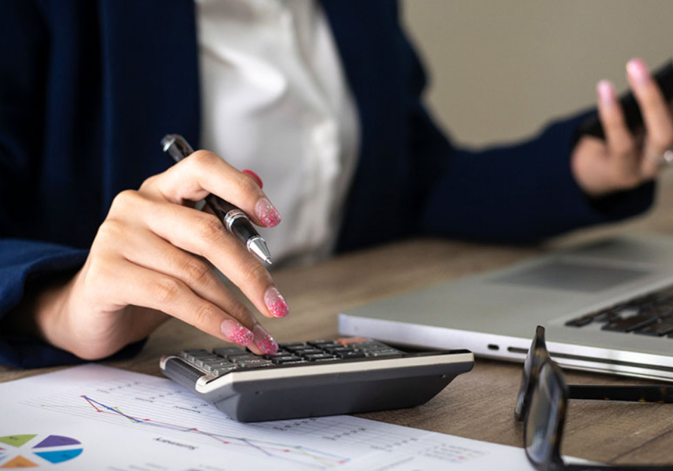 Administración y contaduría: automatización avanzada