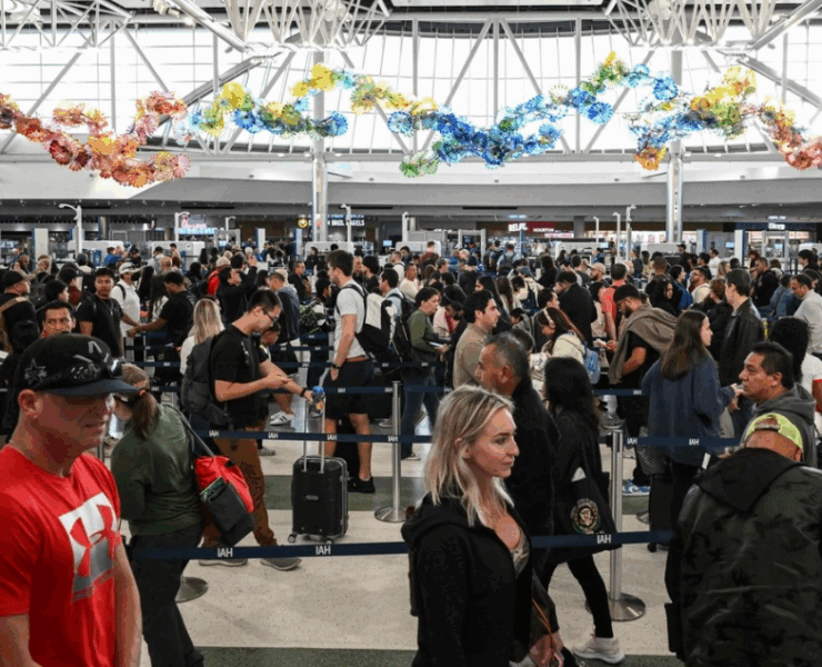 Cientos de vuelos cancelados en EEUU debido al cierre gubernamental