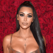 ¿Kim Kardashian resolvió un crimen? La foto que desmantelo una red de arte robado