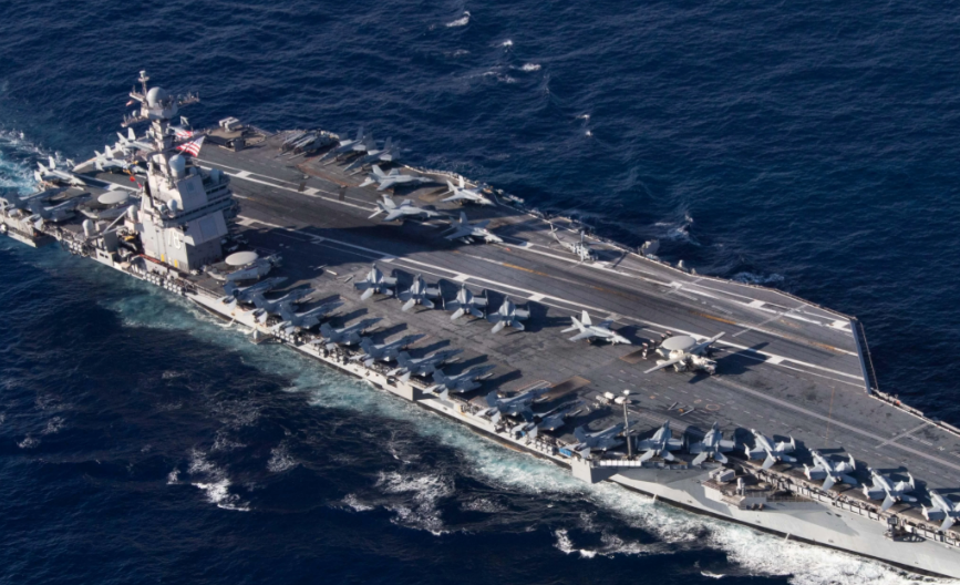 EEUU presume su poder naval con su famoso portaaviones USS Gerald R. Ford