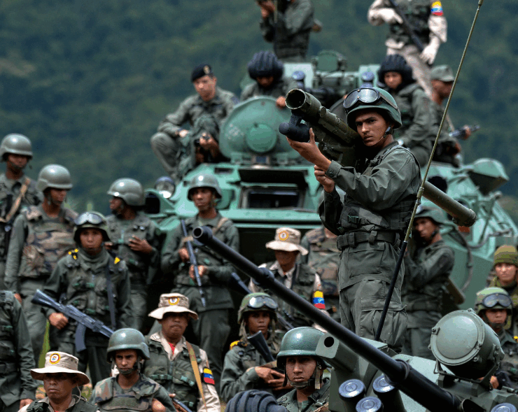 Venezuela activa sus fuerzas militares para hacerle frente a Estados Unidos