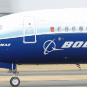 Un viudo le ganó a Boeing, la super empresa de aviones, en una demanda