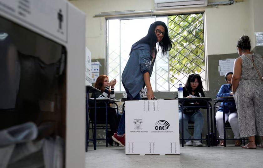 Campaña corta, oposición articulada y desconfianza social