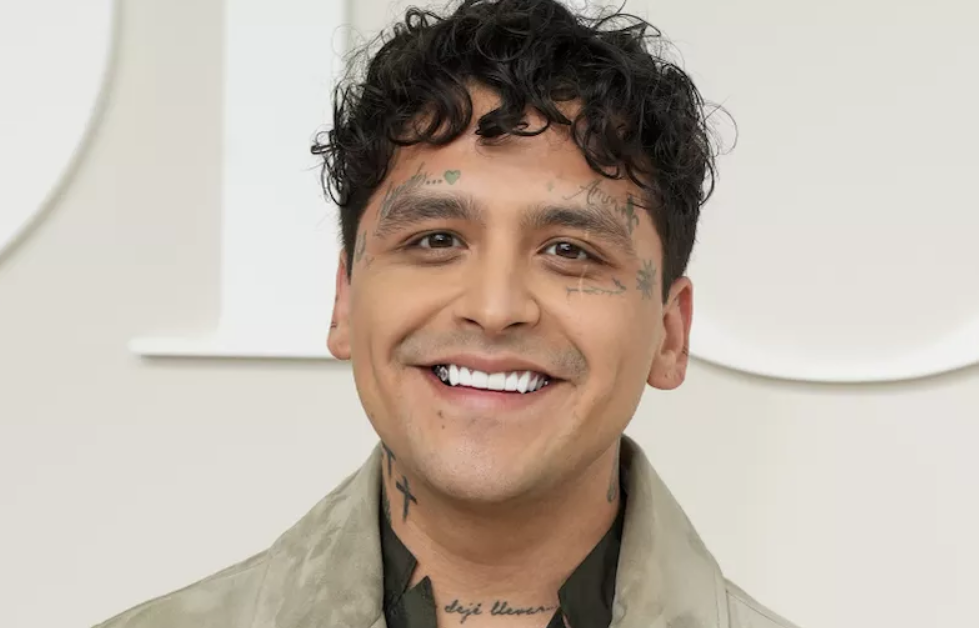 Christian Nodal provoca caos en Reclusorio