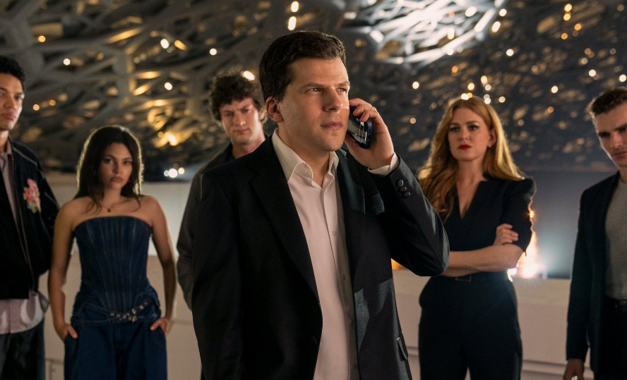 "Los ilusionistas 3" resulta ser un éxito en taquilla, recuperando el 85% en solo 48 horas