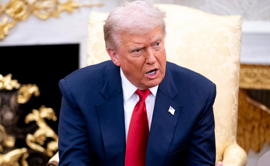 Trump recrudece su guerra contra la prensa creando aún más tensiones