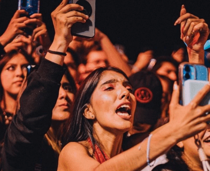 ¿Grabar un concierto justifica el gasto? Sorprendente momento del Flow Fest