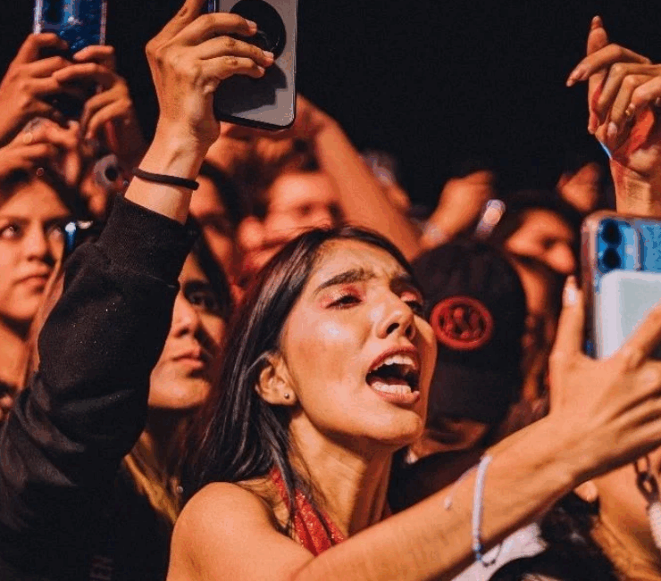 ¿Grabar un concierto justifica el gasto? Sorprendente momento del Flow Fest