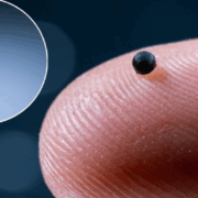 Crean un micro robot capaz de nadar dentro de ti para curar males desde adentro