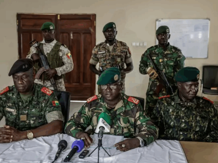 Militares 'toman control' de Guinea-Bisáu e intervienen en las elecciones