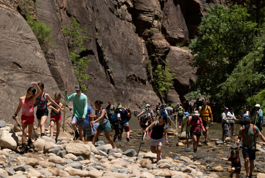 EEUU cobrará un recargo de USD 100 a turistas por entrar a parques Nacionales