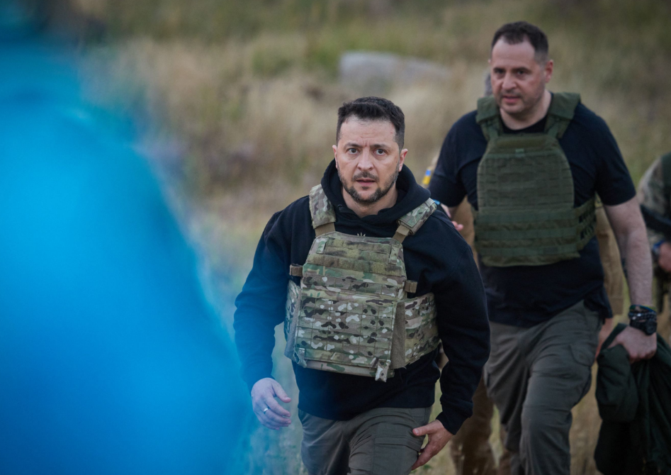 Una dimisión que marca un antes y un después en el poder ucraniano