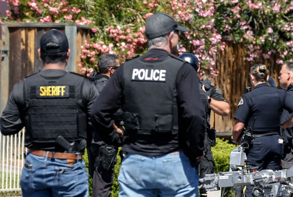 Investigación en curso y búsqueda de testigos