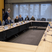 EEUU y Ucrania reescriben el plan de paz