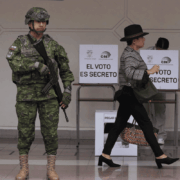 Ecuador rechaza en las urnas la propuesta de Noboa