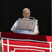 El Papa XIV invita a construir fraternidad ante los dramas del mundo