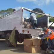 El amanecer tras la multitud en la operación diaria de la Feria Yucatán Xmatkuil