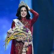 Sheinbaum celebra a Fátima Bosch y marca un mensaje político sobre las mujeres: “Nos vemos más bonitas cuando hablamos y participamos”