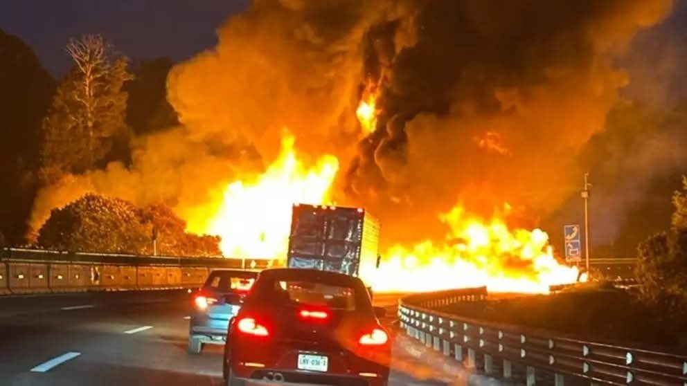 Explosión pipa México-Puebla detiene autopista