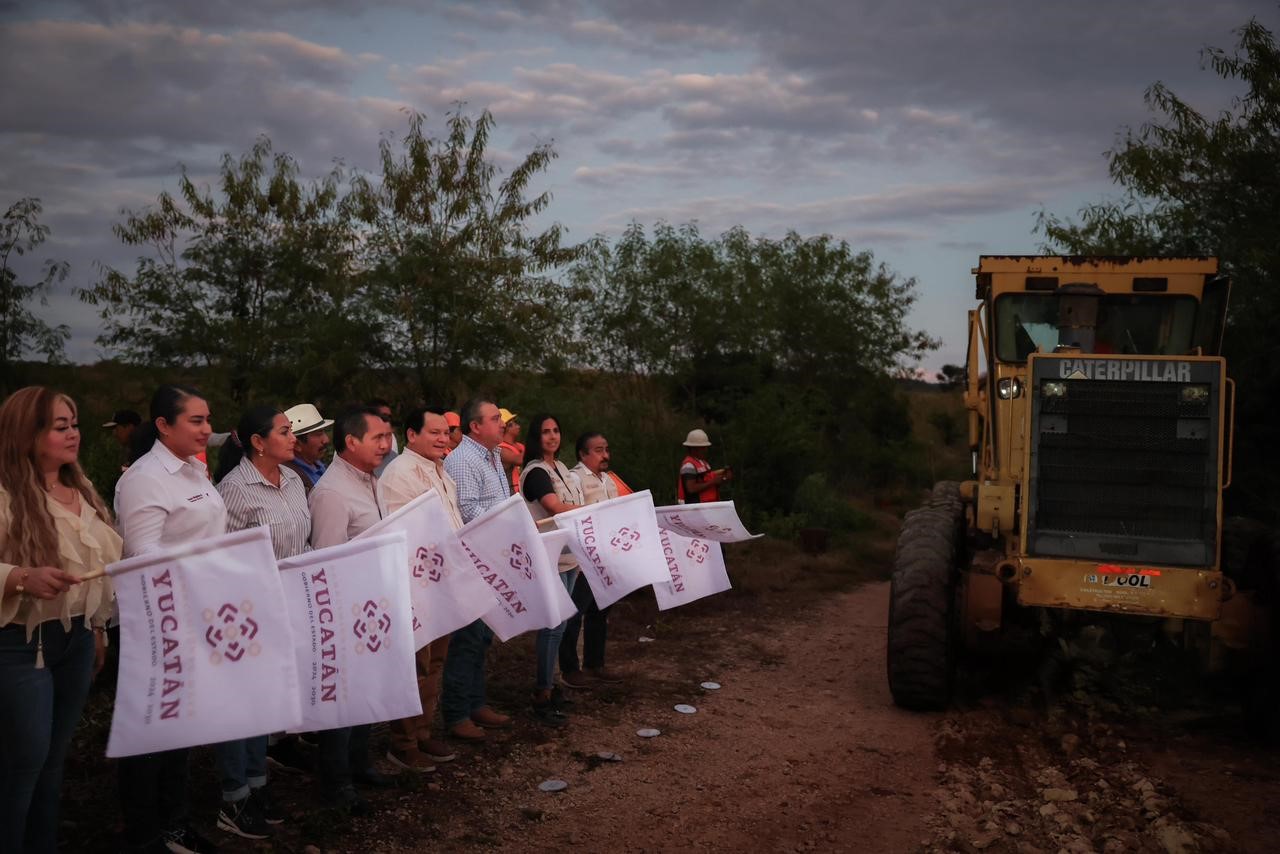 Inicio de trabajos de rehabilitación a la zona arqueológica de Oxkintok