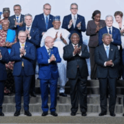 Líderes del G20 aprueban declaración inicial pese al boicot de Estados Unidos