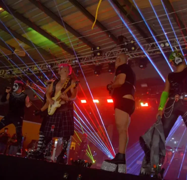 Los Súper Caracoles arrasan en Xmatkuil 2025 con sus éxitos