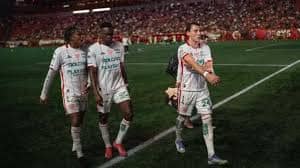 Necaxa brilló con una contundente goleada 4-1 sobre Santos Laguna, consolidando su mejor actuación en la penúltima jornada del Apertura 2025.